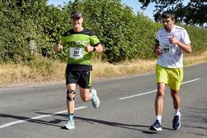 Download race photo <a href='Large/img_1342.jpg' class='lightbox-download'>here</a>