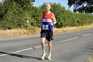 Download race photo <a href='Large/img_1350.jpg' class='lightbox-download'>here</a>