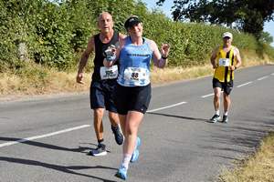 Download race photo <a href='Large/img_1354.jpg' class='lightbox-download'>here</a>