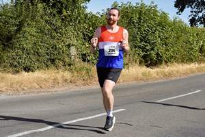 Download race photo <a href='Large/img_1365.jpg' class='lightbox-download'>here</a>