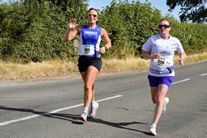 Download race photo <a href='Large/img_1381.jpg' class='lightbox-download'>here</a>