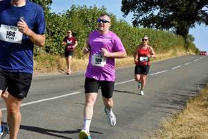 Download race photo <a href='Large/img_1463.jpg' class='lightbox-download'>here</a>
