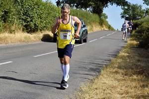 Download race photo <a href='Large/img_1468.jpg' class='lightbox-download'>here</a>