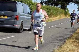 Download race photo <a href='Large/img_1470.jpg' class='lightbox-download'>here</a>