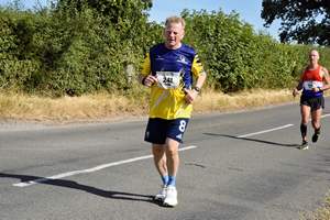 Download race photo <a href='Large/img_1488.jpg' class='lightbox-download'>here</a>