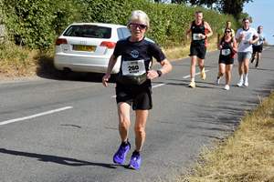 Download race photo <a href='Large/img_1494.jpg' class='lightbox-download'>here</a>
