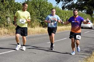 Download race photo <a href='Large/img_1500.jpg' class='lightbox-download'>here</a>