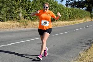 Download race photo <a href='Large/img_1576.jpg' class='lightbox-download'>here</a>