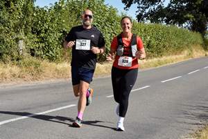 Download race photo <a href='Large/img_1636.jpg' class='lightbox-download'>here</a>