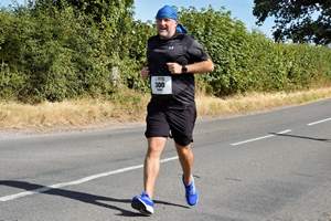 Download race photo <a href='Large/img_1639.jpg' class='lightbox-download'>here</a>