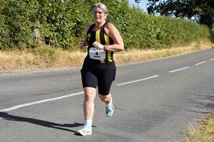Download race photo <a href='Large/img_1670.jpg' class='lightbox-download'>here</a>