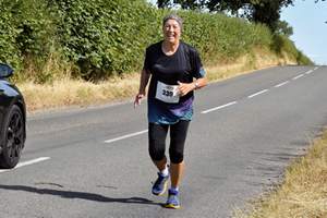 Download race photo <a href='Large/img_1703.jpg' class='lightbox-download'>here</a>