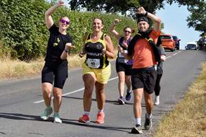 Download race photo <a href='Large/img_1711.jpg' class='lightbox-download'>here</a>