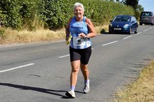 Download race photo <a href='Large/img_1724.jpg' class='lightbox-download'>here</a>