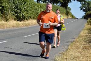 Download race photo <a href='Large/img_1736.jpg' class='lightbox-download'>here</a>
