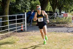 Download race photo <a href='Large/img_1756.jpg' class='lightbox-download'>here</a>