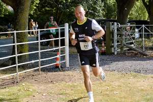 Download race photo <a href='Large/img_1774.jpg' class='lightbox-download'>here</a>