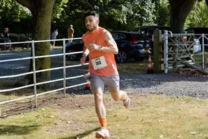 Download race photo <a href='Large/img_1797.jpg' class='lightbox-download'>here</a>