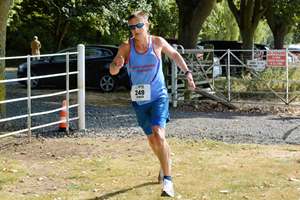 Download race photo <a href='Large/img_1855.jpg' class='lightbox-download'>here</a>