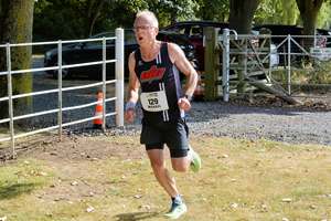 Download race photo <a href='Large/img_1908.jpg' class='lightbox-download'>here</a>