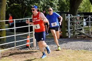 Download race photo <a href='Large/img_1942.jpg' class='lightbox-download'>here</a>