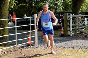 Download race photo <a href='Large/img_2011.jpg' class='lightbox-download'>here</a>