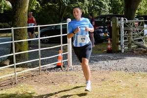 Download race photo <a href='Large/img_2111.jpg' class='lightbox-download'>here</a>