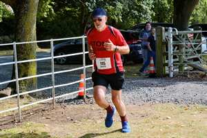 Download race photo <a href='Large/img_2215.jpg' class='lightbox-download'>here</a>