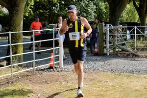 Download race photo <a href='Large/img_2226.jpg' class='lightbox-download'>here</a>