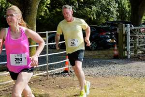 Download race photo <a href='Large/img_2271.jpg' class='lightbox-download'>here</a>
