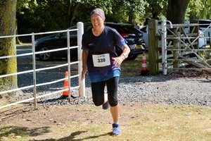 Download race photo <a href='Large/img_2305.jpg' class='lightbox-download'>here</a>