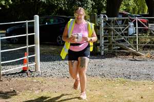 Download race photo <a href='Large/img_2328.jpg' class='lightbox-download'>here</a>
