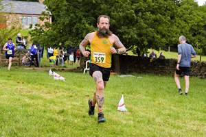 Download race photo <a href='Large/img_1001.jpg' class='lightbox-download'>here</a>