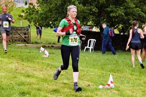 Download race photo <a href='Large/img_1300.jpg' class='lightbox-download'>here</a>