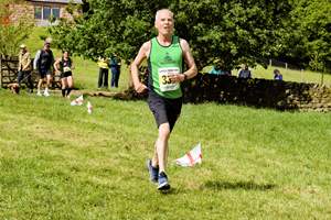 Download race photo <a href='Large/img_1553.jpg' class='lightbox-download'>here</a>