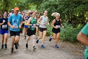 Download race photo <a href='Large/img_0112.jpg' class='lightbox-download'>here</a>