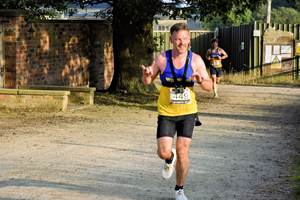 Download race photo <a href='Large/img_0923.jpg' class='lightbox-download'>here</a>
