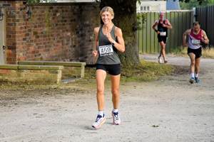 Download race photo <a href='Large/img_0999.jpg' class='lightbox-download'>here</a>
