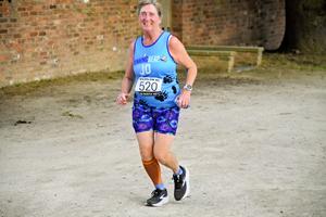 Download race photo <a href='Large/img_1644.jpg' class='lightbox-download'>here</a>